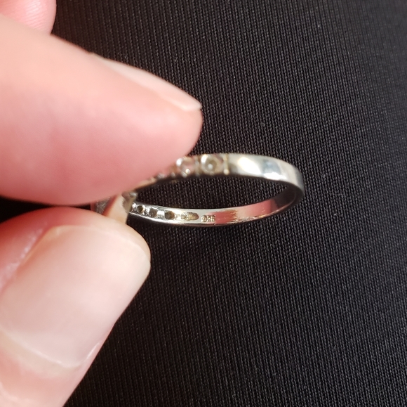 Sterling silver ring with heart - Picture 2 of 7